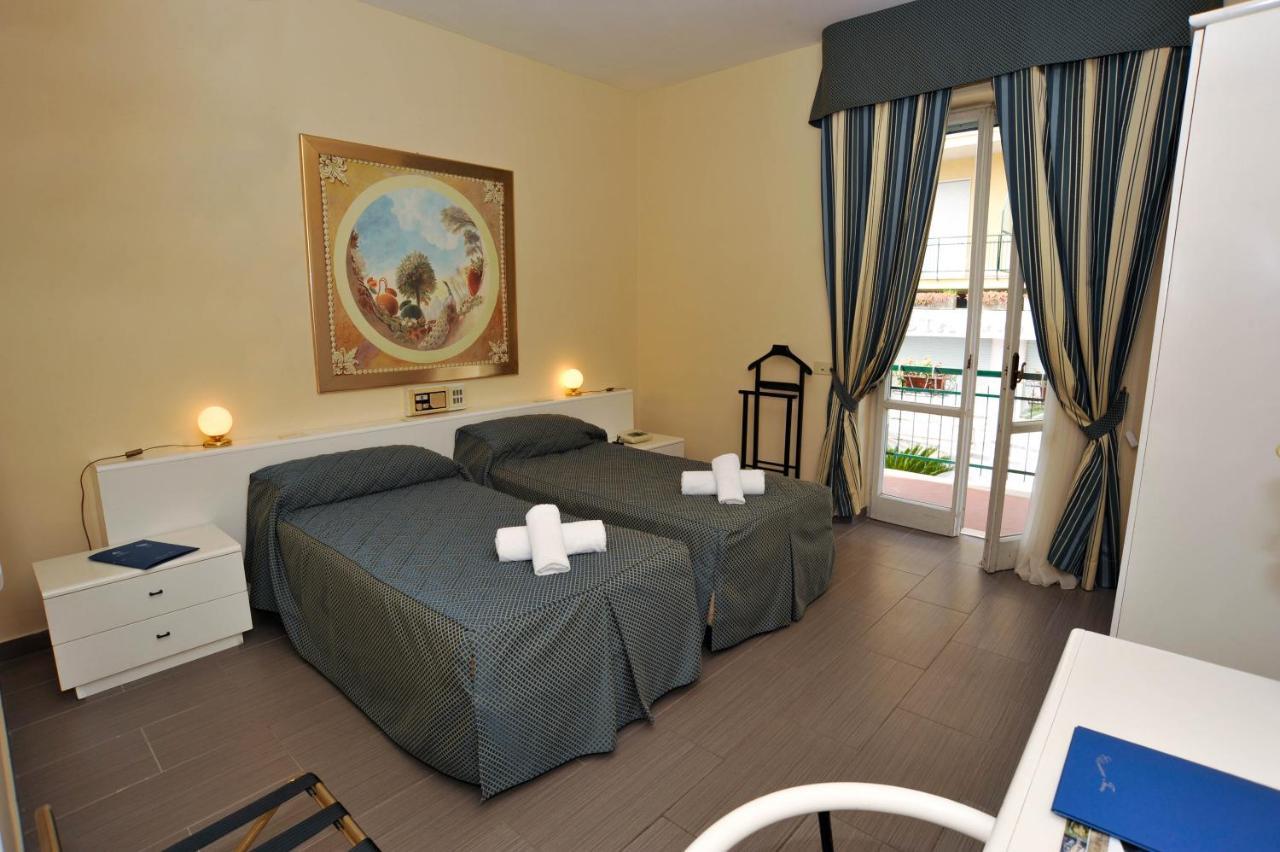 Hotel Posta Dependance Chianciano Terme Εξωτερικό φωτογραφία